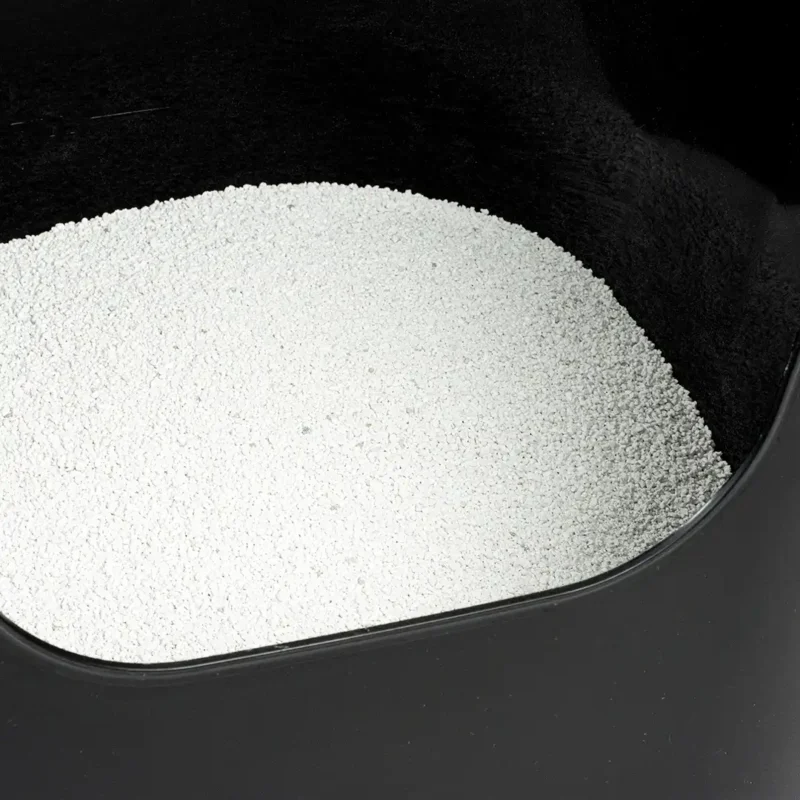 geurloze witte kattenbakvulling klontvormend in kattenbak